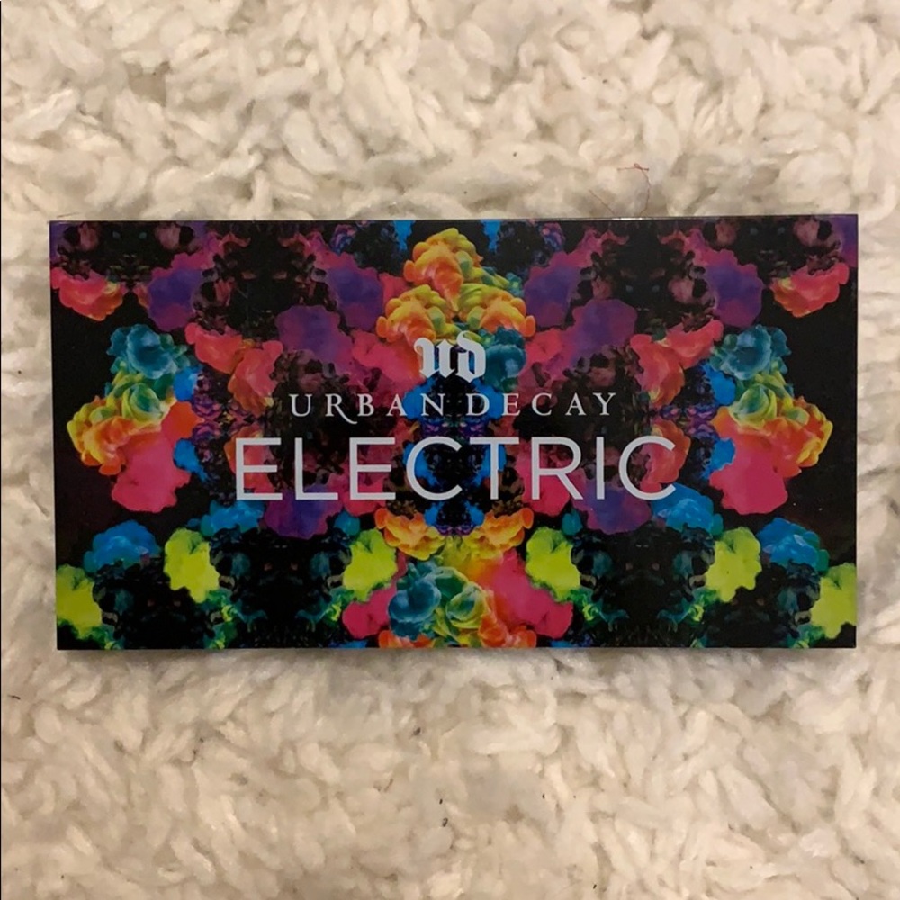 URBAN DECAY ELECTRIC EYESHADOW PALETTE